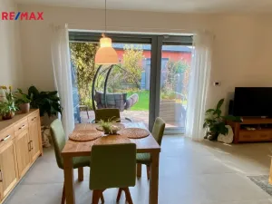 Pronájem rodinného domu, Mukařov - Srbín, Na Kopci, 103 m2