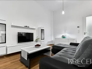 Pronájem bytu 2+kk, Třebíč, Tomáše Bati, 55 m2