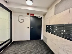 Pronájem bytu 2+kk, Praha - Hlubočepy, Benešova, 48 m2