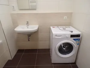 Prodej kanceláře, Praha - Vysočany, Čerpadlová, 57 m2