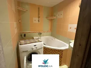 Prodej bytu 3+1, Krupka, Karla Čapka, 79 m2