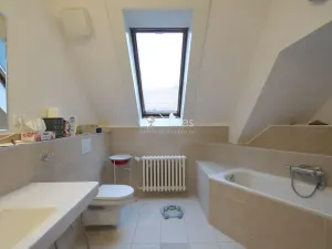 Pronájem vily, Praha - Kunratice, Ke hrádku, 417 m2