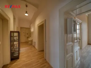 Prodej bytu 3+1, Praha - Smíchov, Malátova, 115 m2