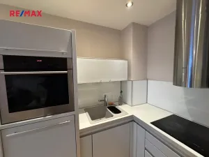 Pronájem bytu 3+kk, Praha - Strašnice, Vinohradská, 96 m2