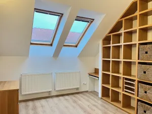 Prodej bytu 2+kk, Praha - Holešovice, 50 m2