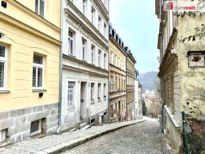 Prodej bytu 4+1, Karlovy Vary, Kolmá, 119 m2