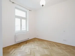 Pronájem bytu 3+kk, Praha - Vinohrady, Pod Karlovem, 100 m2