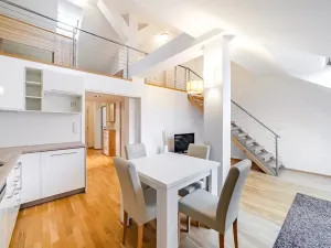 Pronájem bytu 3+kk, Praha - Nové Město, Trojická, 72 m2