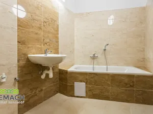 Pronájem bytu 2+1, Náchod, 63 m2