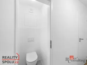 Pronájem bytu 1+1, Praha, Paprsková, 36 m2