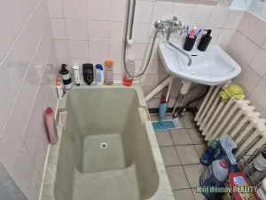 Pronájem rodinného domu, Praha - Horní Počernice, Třebešovská, 45 m2