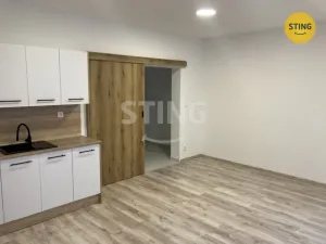 Pronájem bytu 2+kk, Opava, Hviezdoslavova, 52 m2