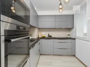 Prodej bytu 3+1, Poděbrady - Poděbrady II, Dr. Horákové, 86 m2