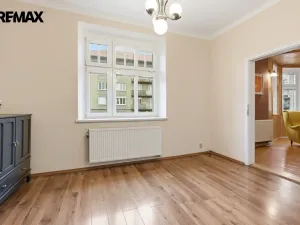 Prodej bytu 4+1, Karlovy Vary, Ondříčkova, 87 m2