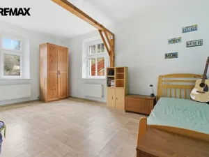 Prodej bytu 4+1, Karlovy Vary, Ondříčkova, 87 m2