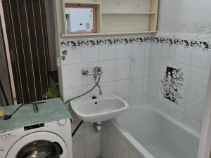 Pronájem bytu 2+kk, Nové Strašecí, Topinkova, 33 m2