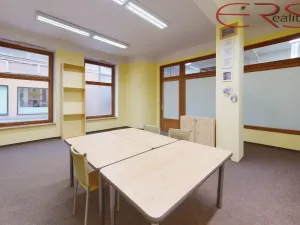 Pronájem obchodního prostoru, Jablonec nad Nisou, Antonína Chvojky, 42 m2