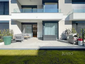 Pronájem bytu 2+kk, Praha, Armády, 53 m2