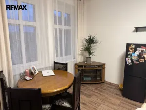 Pronájem bytu 3+kk, Karlovy Vary - Dvory, Chebská, 60 m2