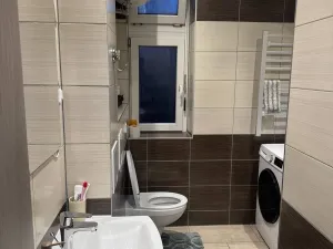 Pronájem bytu 3+kk, Karlovy Vary - Dvory, Chebská, 60 m2