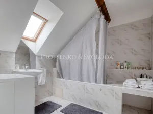 Prodej ubytování, Pardubice, Žižkova, 250 m2