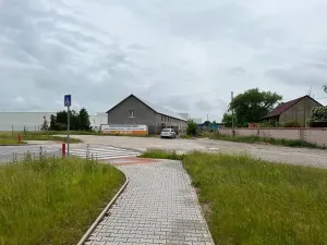 Pronájem skladu, Pavlov, 5626 m2