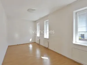 Pronájem vily, Praha - Smíchov, Nový Zlíchov, 800 m2