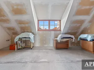 Prodej rodinného domu, Uherský Brod, Masarykovo nám., 131 m2