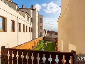 Prodej obchodního prostoru, Uherský Brod, Masarykovo nám., 275 m2