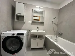 Pronájem bytu 2+kk, Zlín, Ševcovská, 65 m2