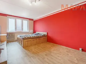 Pronájem bytu 2+1, Klášterec nad Ohří - Miřetice u Klášterce nad Ohří, Pionýrů, 59 m2