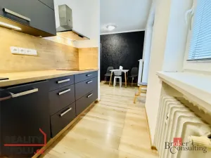 Pronájem bytu 3+1, Zlín, Santražiny, 74 m2
