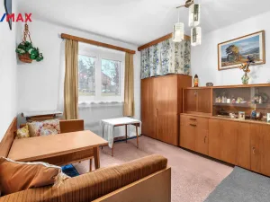 Prodej bytu 2+1, Chvaletice, 9. května, 53 m2