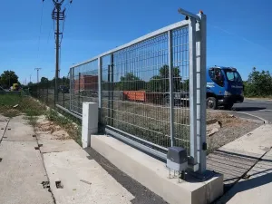 Pronájem komerčního pozemku, Praha - Horní Počernice, 650 m2