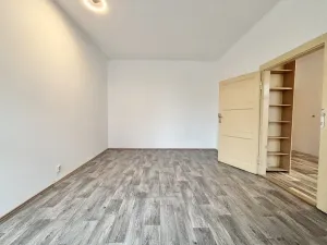 Pronájem bytu 2+1, České Budějovice - České Budějovice 3, J. Š. Baara, 55 m2