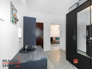 Prodej bytu 3+1, Plzeň - Skvrňany, Křimická, 68 m2