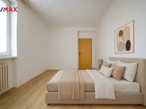 Prodej bytu 3+1, Pardubice - Ohrazenice, Marie Majerové, 74 m2