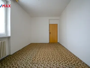 Prodej bytu 3+1, Pardubice - Ohrazenice, Marie Majerové, 74 m2