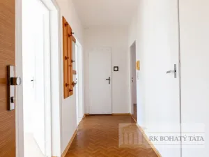 Prodej bytu 3+1, Praha - Černý Most, Trytova, 75 m2