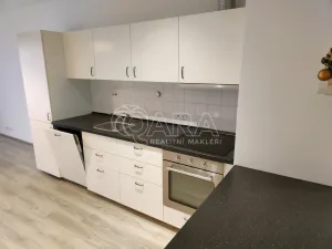 Pronájem bytu 1+kk, Praha - Letňany, Kadečkové, 38 m2