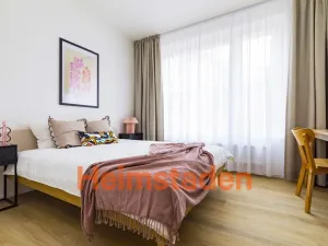 Pronájem bytu 2+kk, Praha - Holešovice, U Pergamenky, 54 m2