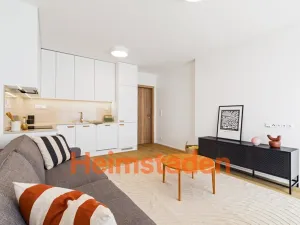 Pronájem bytu 2+kk, Praha - Holešovice, Vrbenského, 56 m2