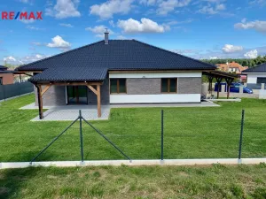 Pronájem rodinného domu, Mukařov - Srbín, Heřmánková, 127 m2