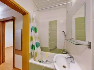 Pronájem bytu 2+1, Olomouc, Rožňavská, 44 m2