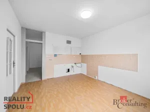 Prodej bytu 3+1, Klatovy - Klatovy IV, Suvorovova, 71 m2