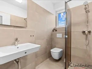 Pronájem bytu 1+kk, Zlín - Malenovice, Pod Hradem I, 32 m2