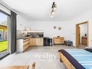 Prodej apartmánu, Perná, 205 m2