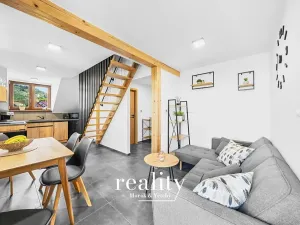 Prodej vícegeneračního domu, Perná, 205 m2