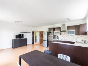 Pronájem bytu 3+kk, Horoměřice, K Vodárně, 75 m2