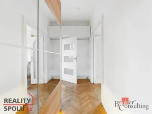 Prodej bytu 3+1, Liberec - Liberec V-Kristiánov, Husova, 90 m2